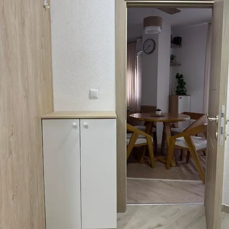 Mihail I Lina Apartment *